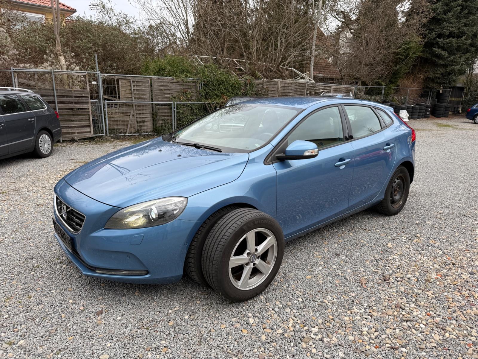 Volvo V40 You! 1.Hand~Sitzheizung~Bi-Xenon~PDC