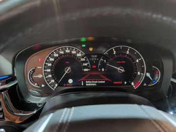 BMW 520 - 12