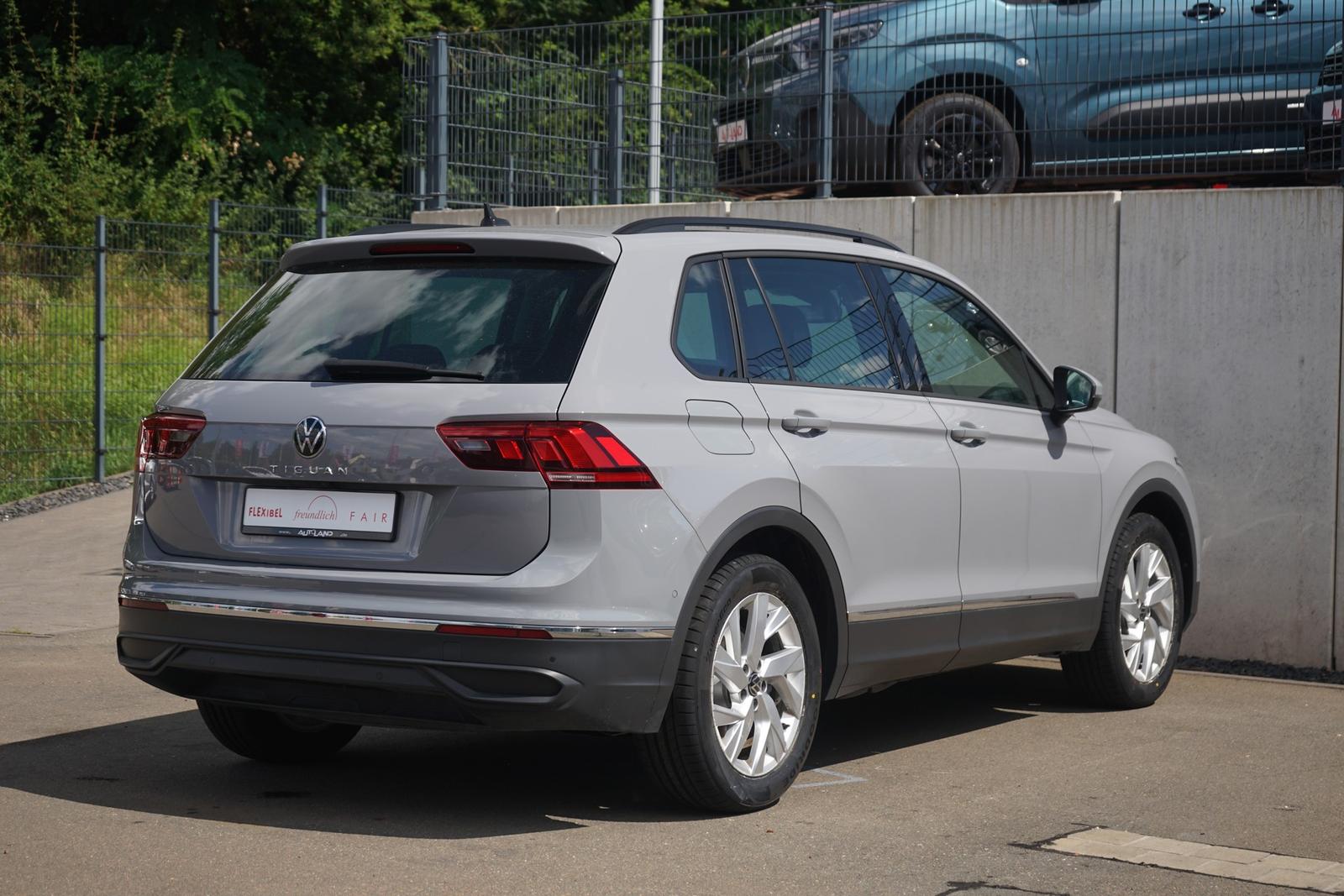 Volkswagen Tiguan 1.5 TSI Active LED Navi ACC Totwinkel AHK, миниатюра 5