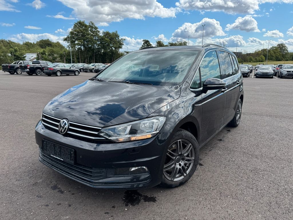 Image of Volkswagen Touran