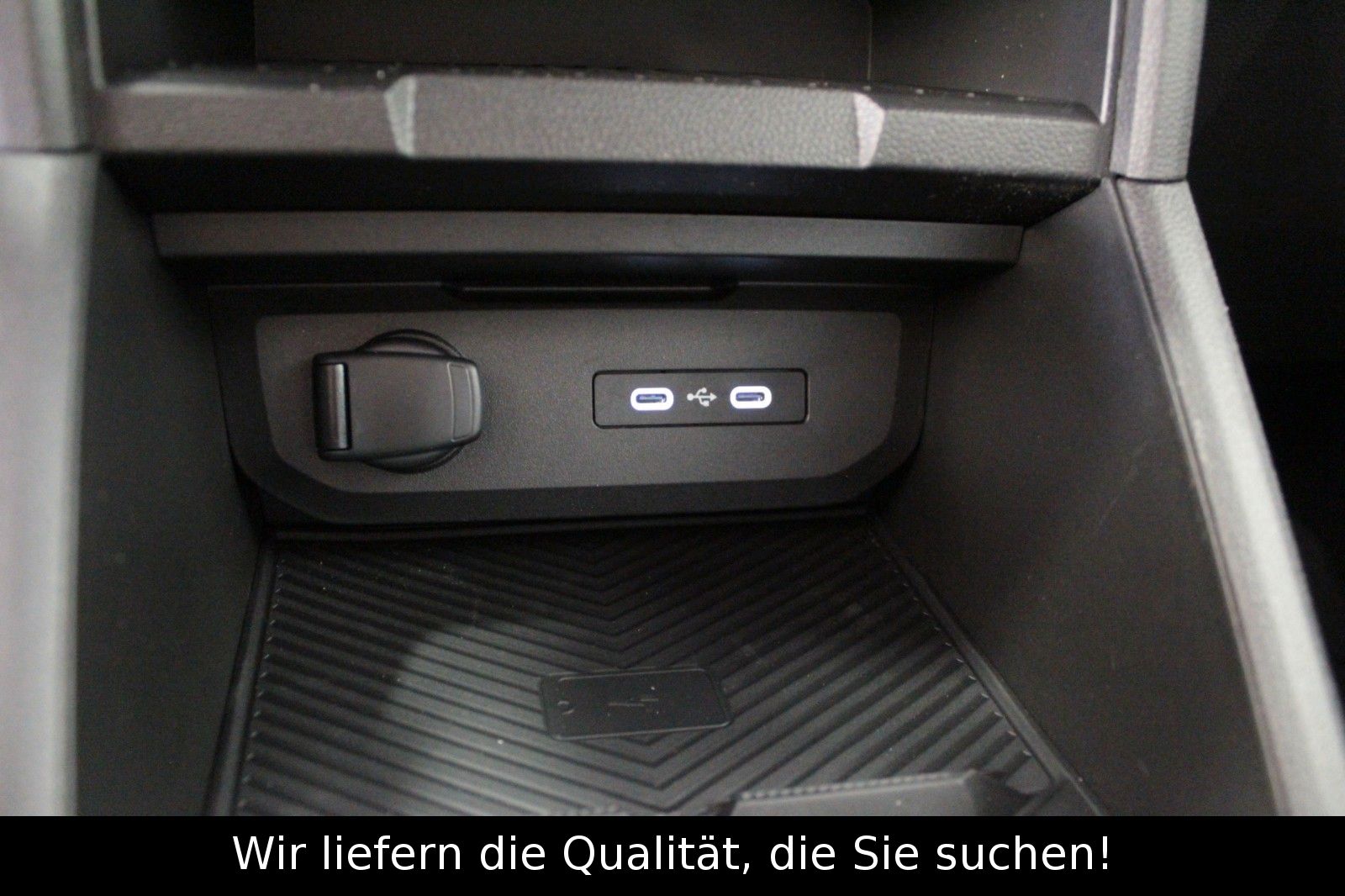 Fahrzeugabbildung Dacia Duster III 140 Hybrid Journey*360°Cam*