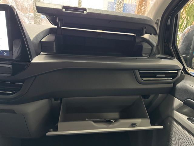 Ford Tourneo Custom 2.0 EcoBlue L1 Titanium