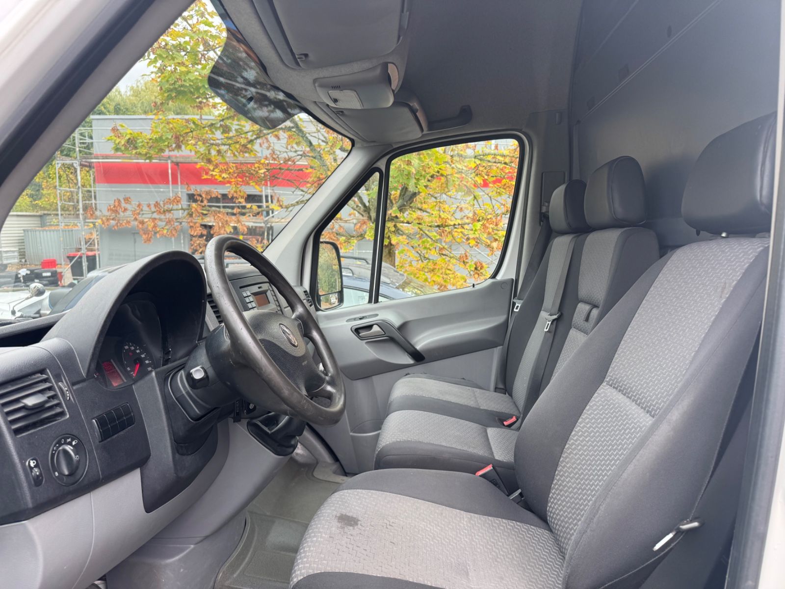 Fahrzeugabbildung Volkswagen Crafter Kasten 35 L1H2 kurz Hochdach