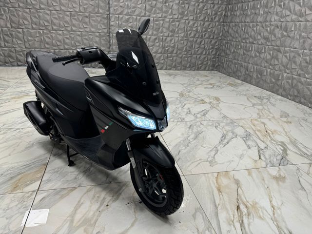 Aprilia SXR50 Sport