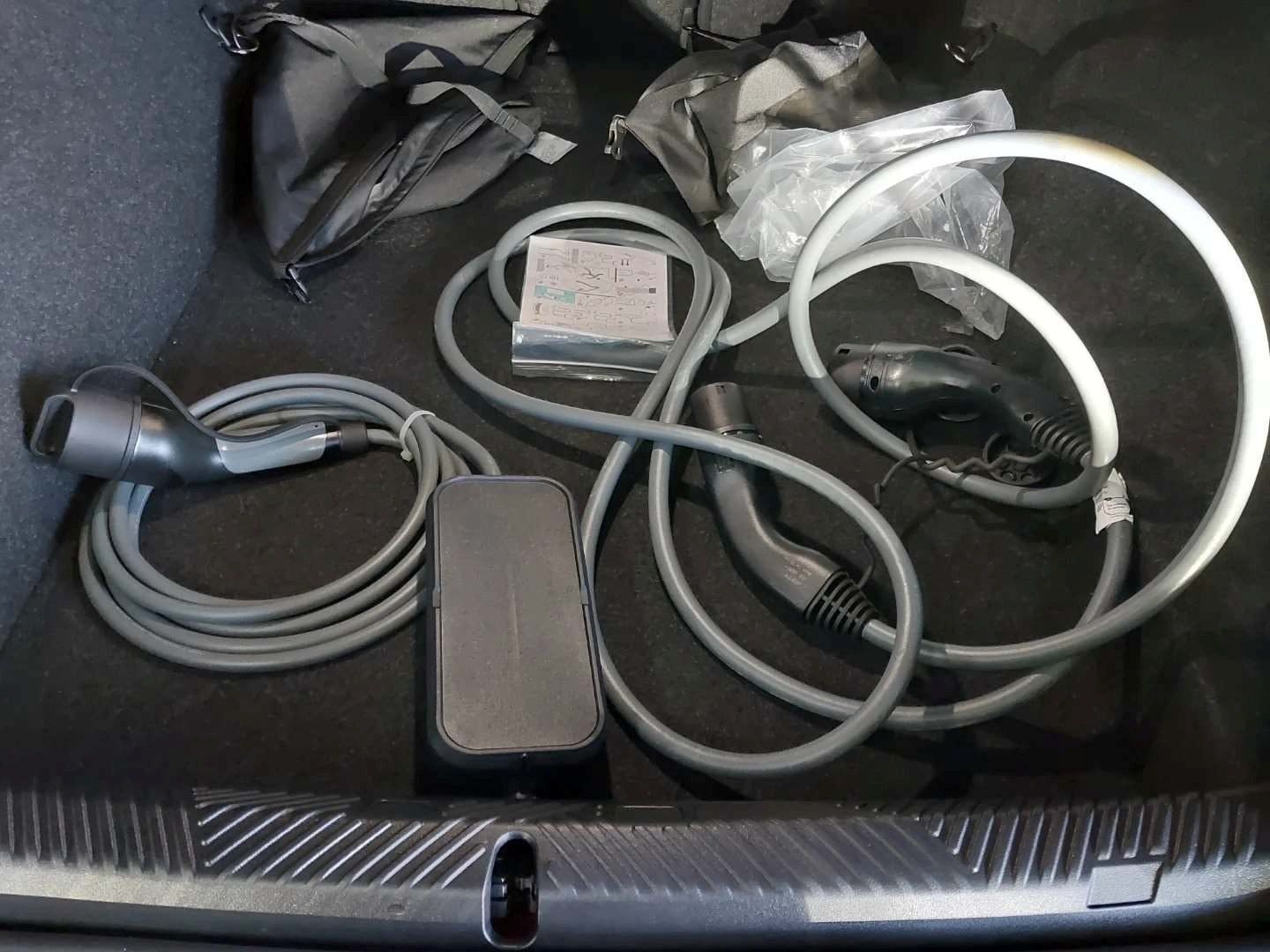 Fahrzeugeinzelansicht 12 Fahrzeugabbildung BMW M5 Limousine M Drivers P., M Carbon Keramik-Brem