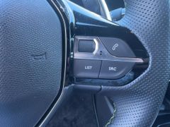 Foto Nummer 26: PEUGEOT 2008