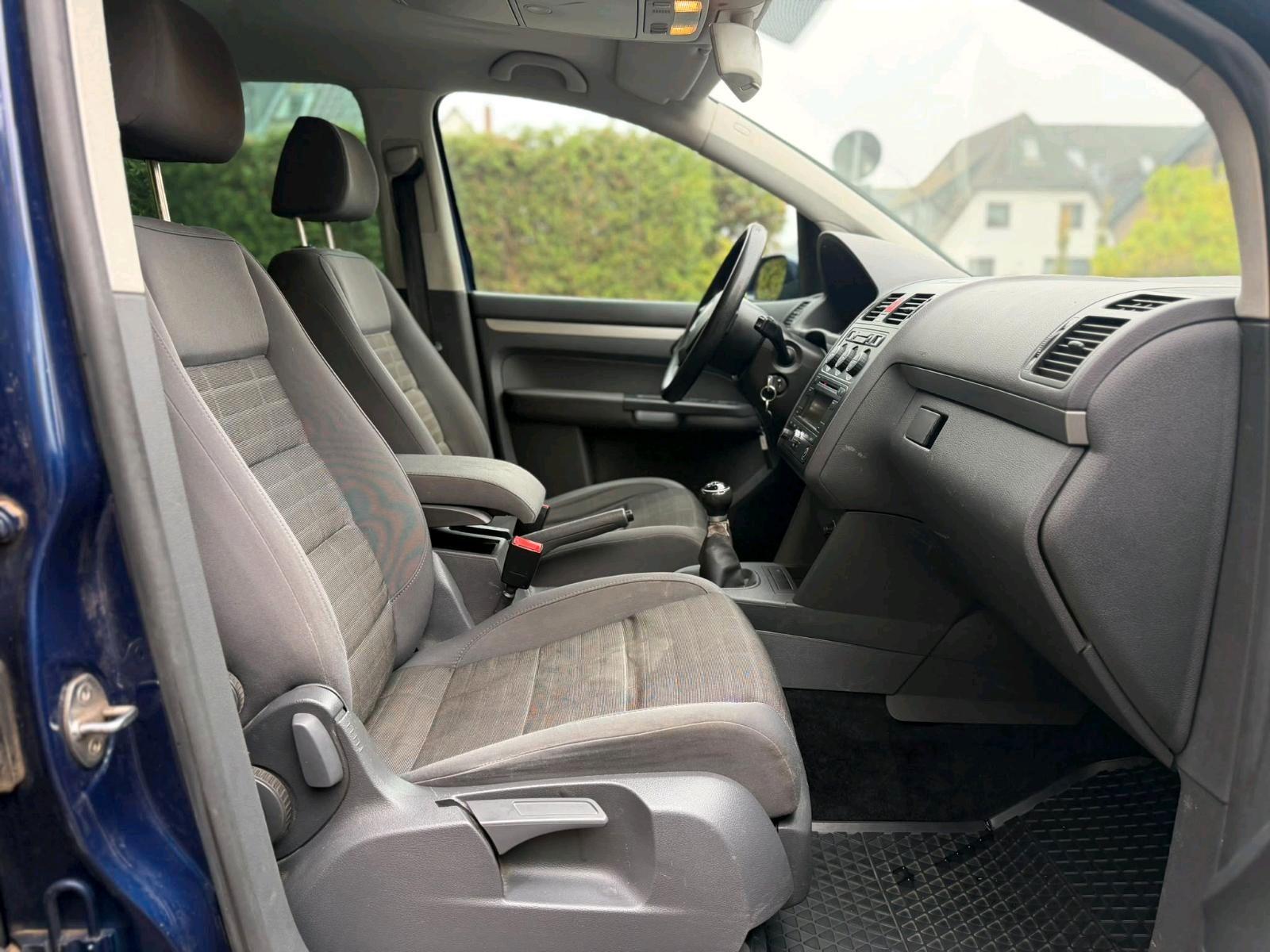 Volkswagen Touran 2006 — photo 15