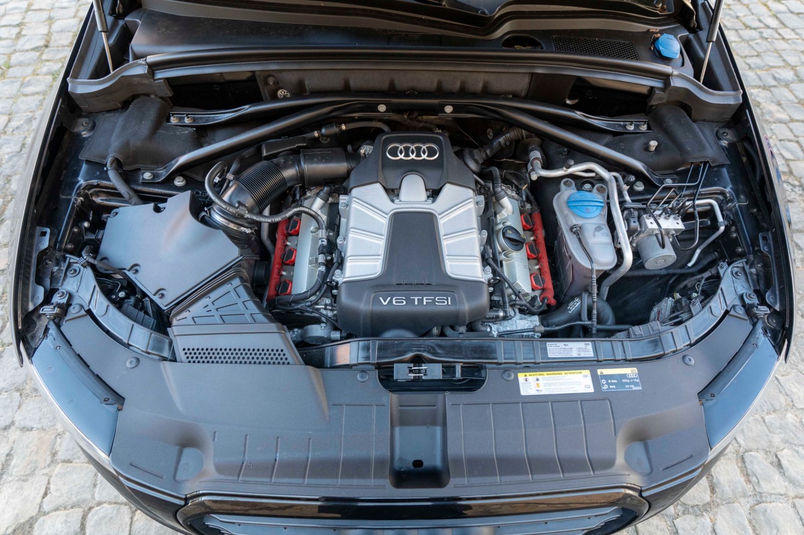 Fahrzeugabbildung Audi SQ5 3.0TFSI QUATTRO B&O BIXENON KAM NAV ALC PANO