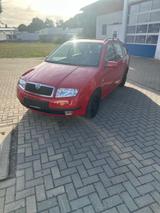 Skoda Fabia Combi 1.4 16V Excellent Excellent - Skoda Fabia aus 2005: 1.4
