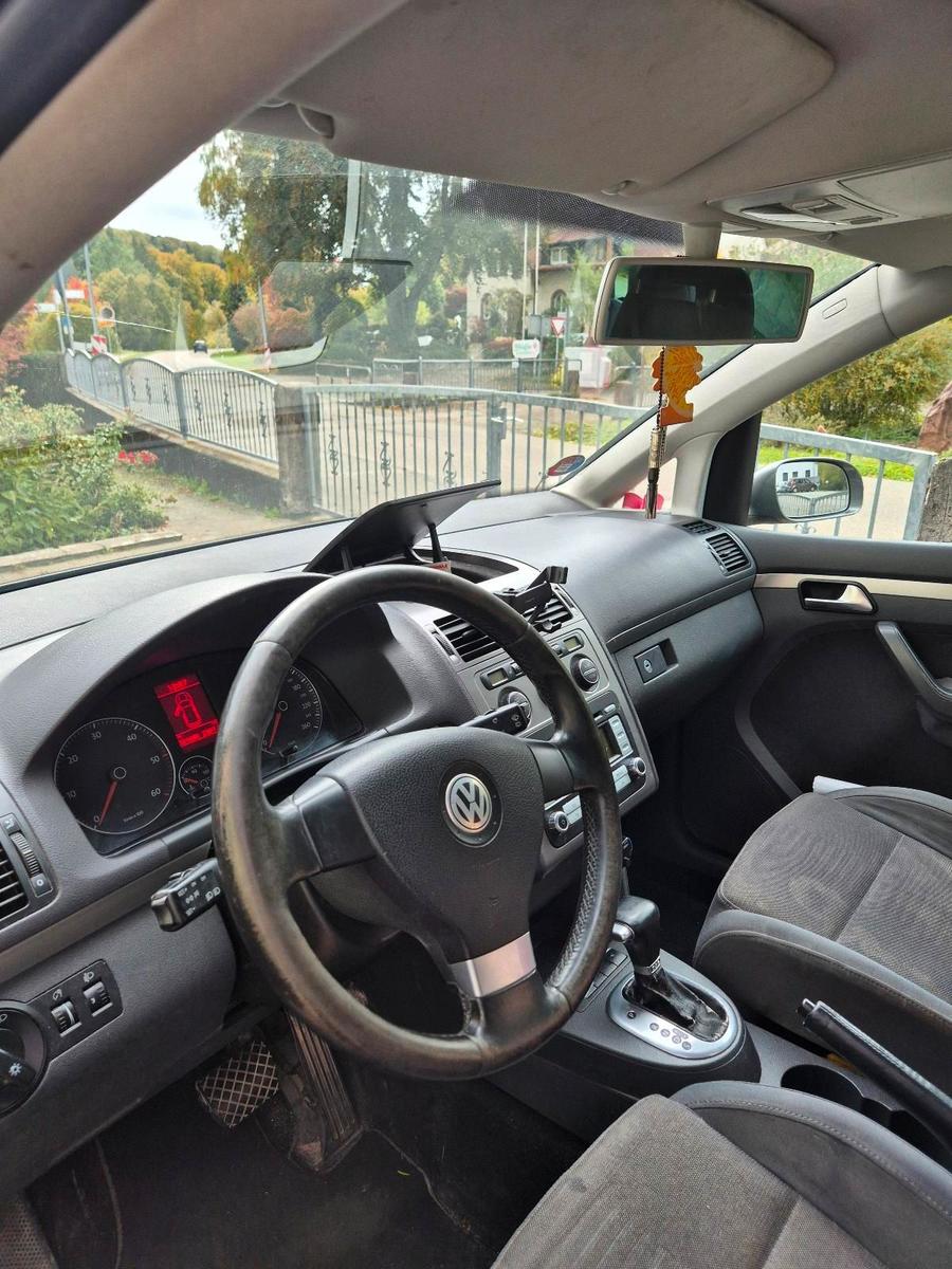 Volkswagen Touran 2006 — photo 5