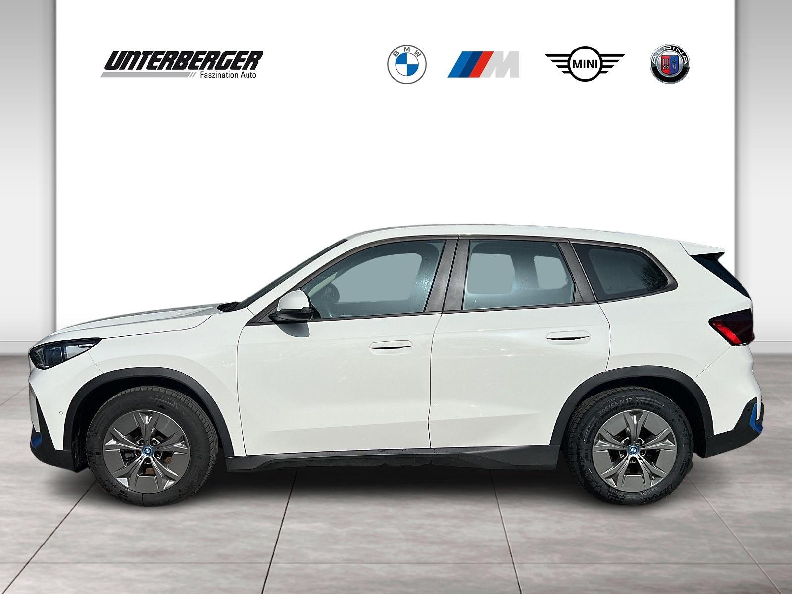 BMW iX1 xDrive30 DAB LED Komfortzg. Parkassistent