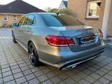 Mercedes-Benz E 350 BlueTEC 4MATIC AVANTGARDE AVANTGARDE AMG S - Mercedes-Benz E 350: Bluetec