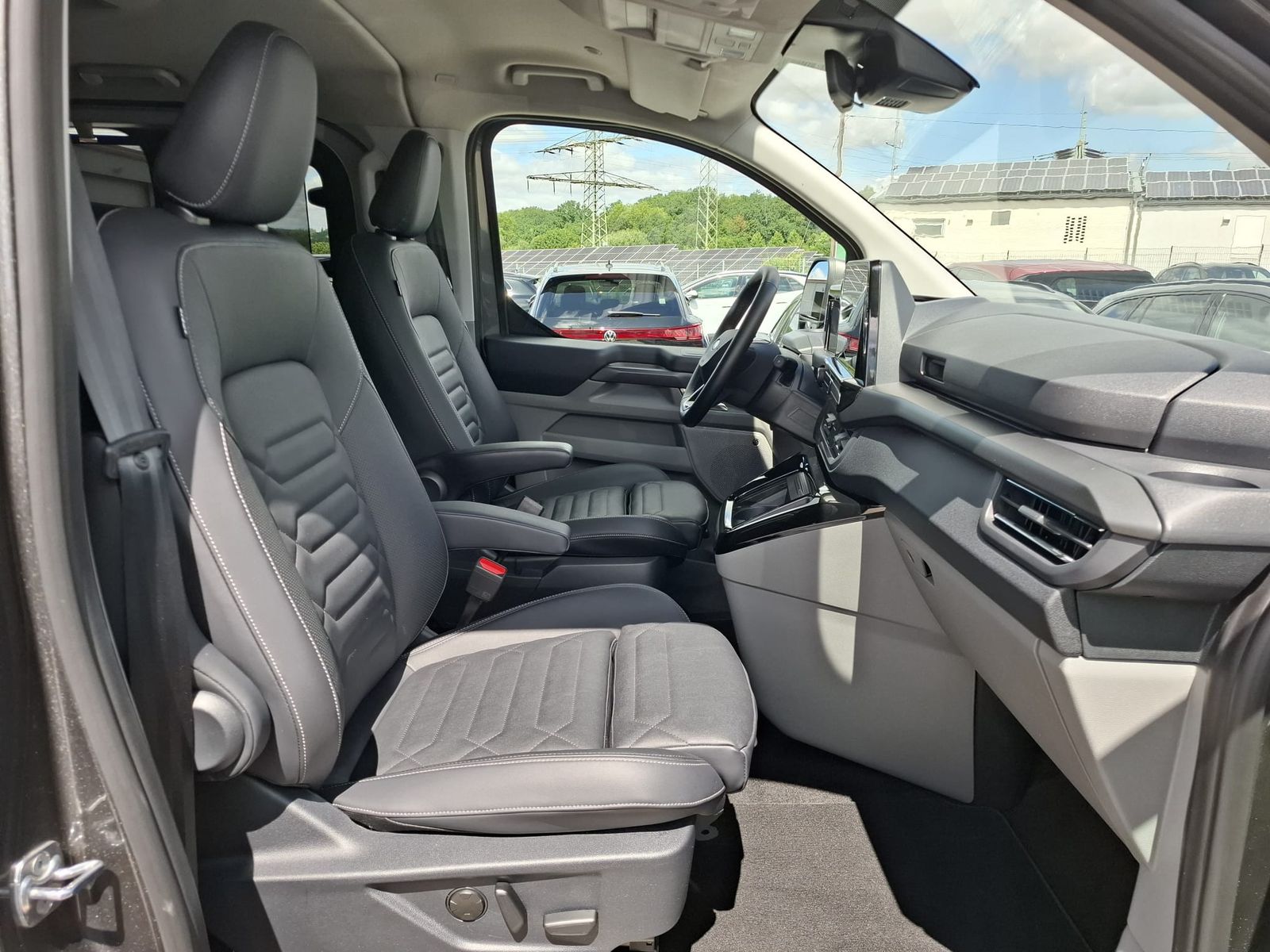 Fahrzeugabbildung Ford Tourneo Custom L1 Titanium X MATRIX*STANDH.*AHK