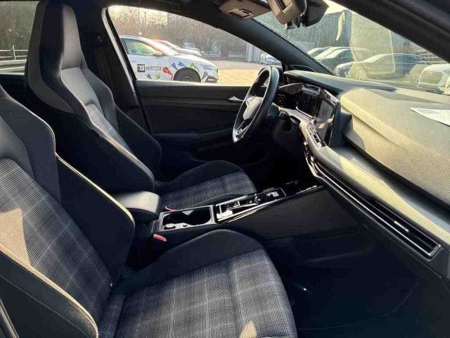 Volkswagen Golf - Bild 7