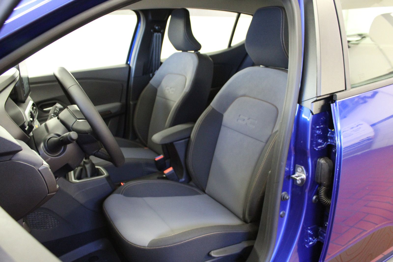 Fahrzeugabbildung Dacia Sandero Stepway TCe 90 auto Extreme*City-Paket*