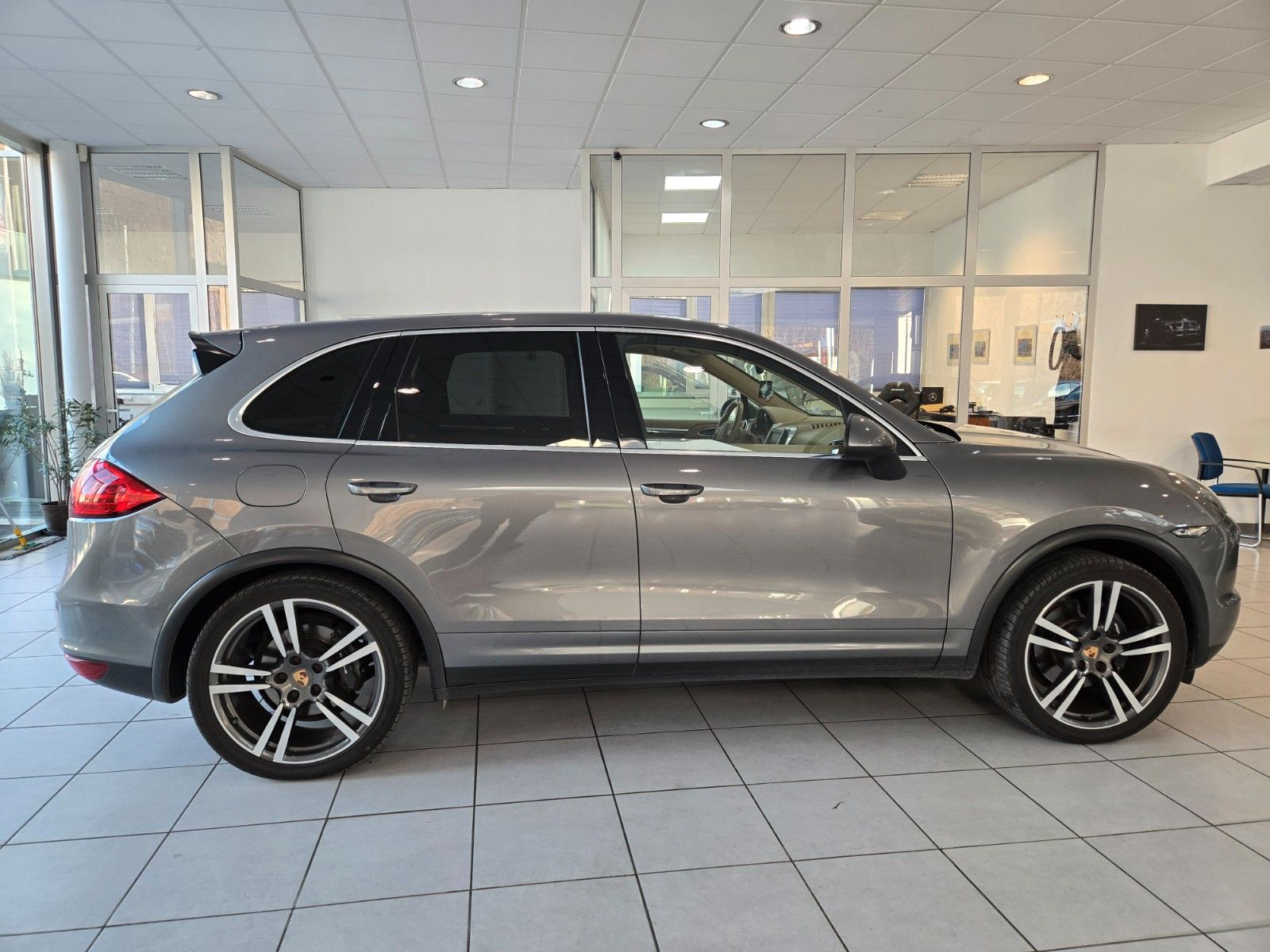 Fahrzeugabbildung Porsche Cayenne Diesel