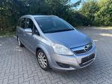 Opel Zafira 1.6 *Tüv Neu *7 Sitzer *Anhängerkupplung  - Opel Zafira Gebrauchtwagen in Lübeck