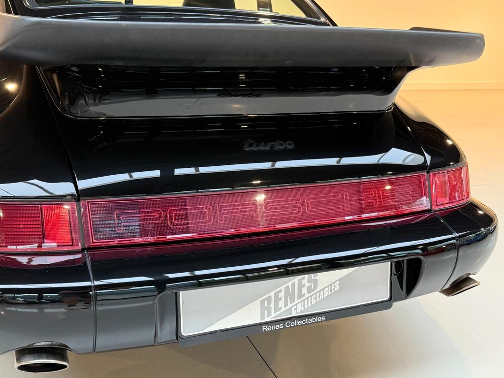 Porsche 964