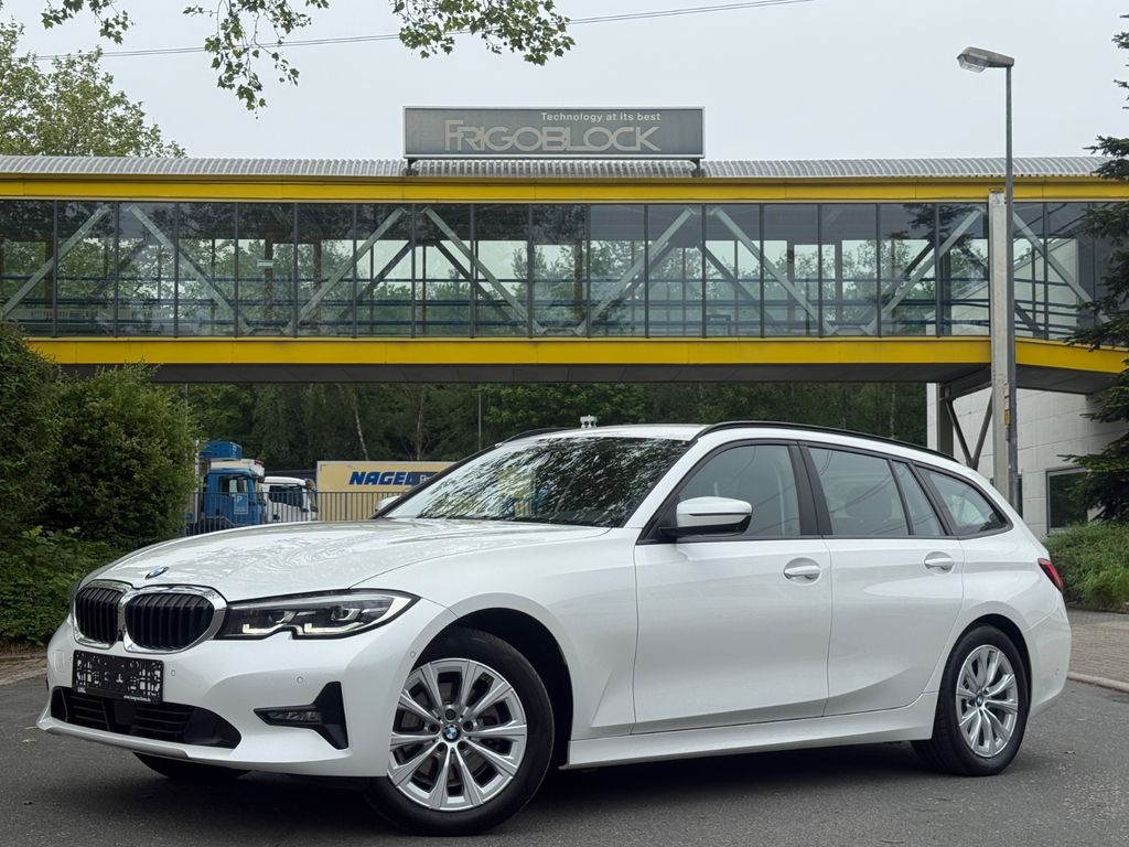 Image of BMW 320