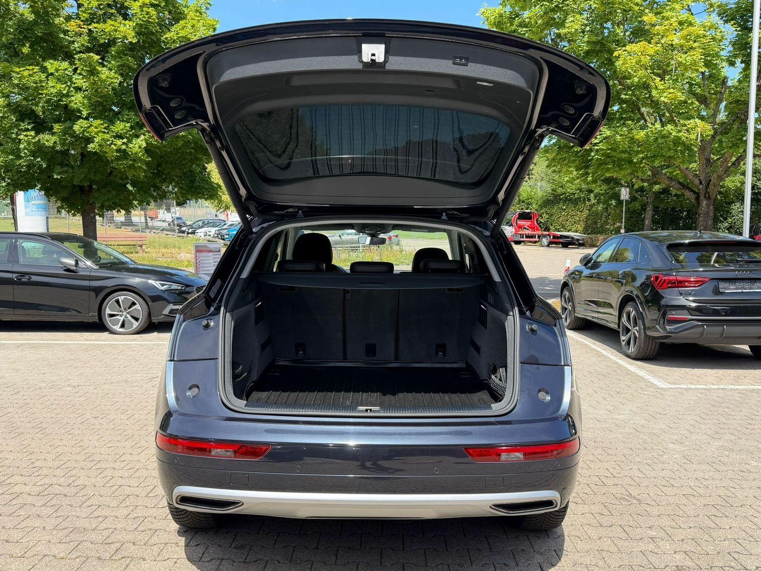 Audi Q5 quattro design / LED / Navi / Kamera / DAB / 