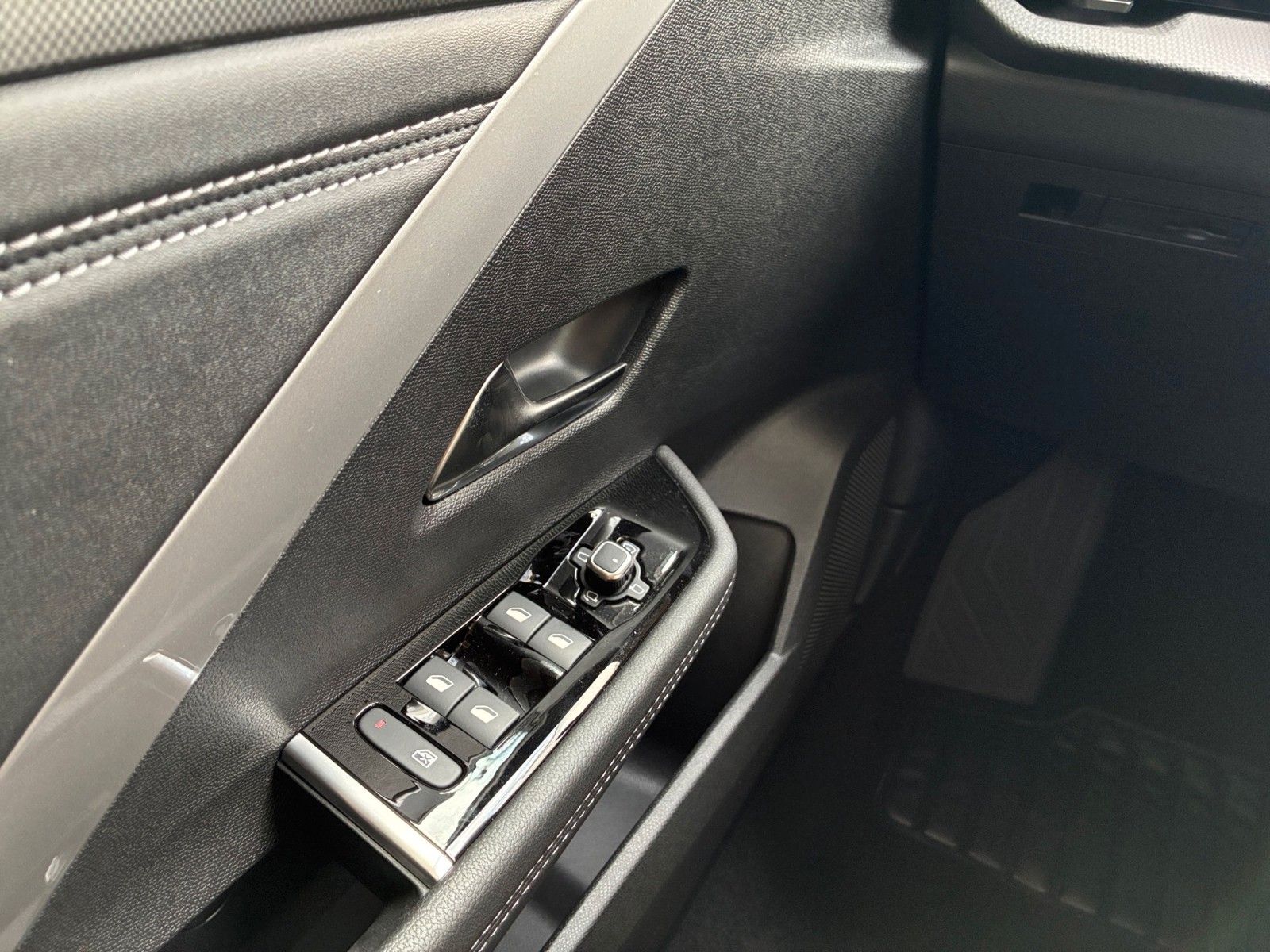 Fahrzeugabbildung Opel Astra L GS 130PS Automatik/AHK/Matrix!