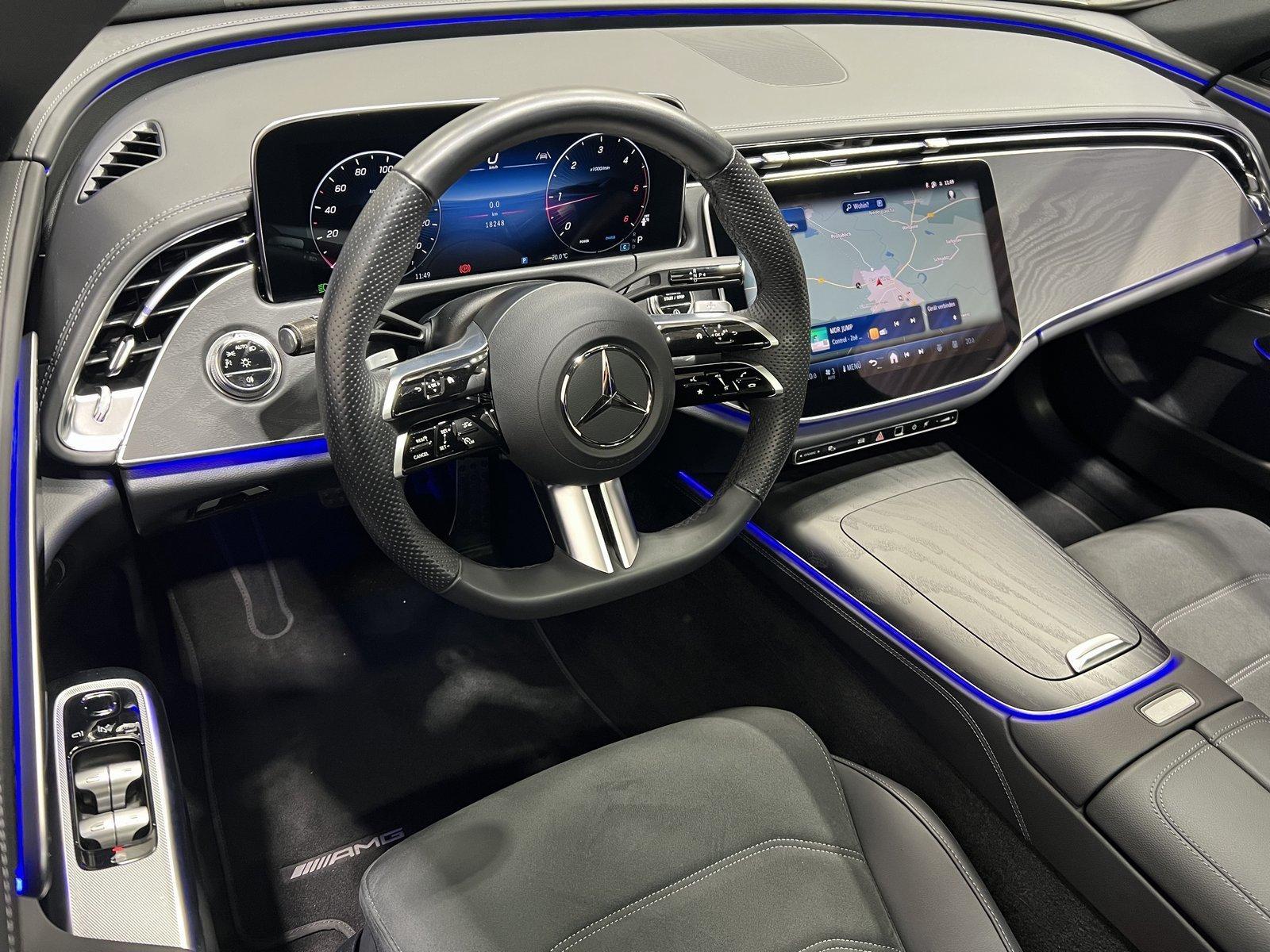 Mercedes-Benz E 220T d 4M AMG Line Advanced Night PanoDach+AHK