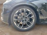 BMW X7 xDrive40d M Sportpaket + GARANTIE-bis-11.2028 - mit Diesel-Antrieb: Schwarz, Sportpaket