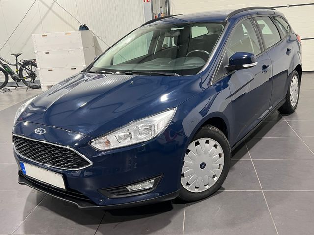 Ford Focus 1.5 TDCi Turnier **Navi*PDC*Temp*Klima**