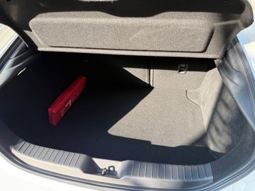 Mazda 3 - 8