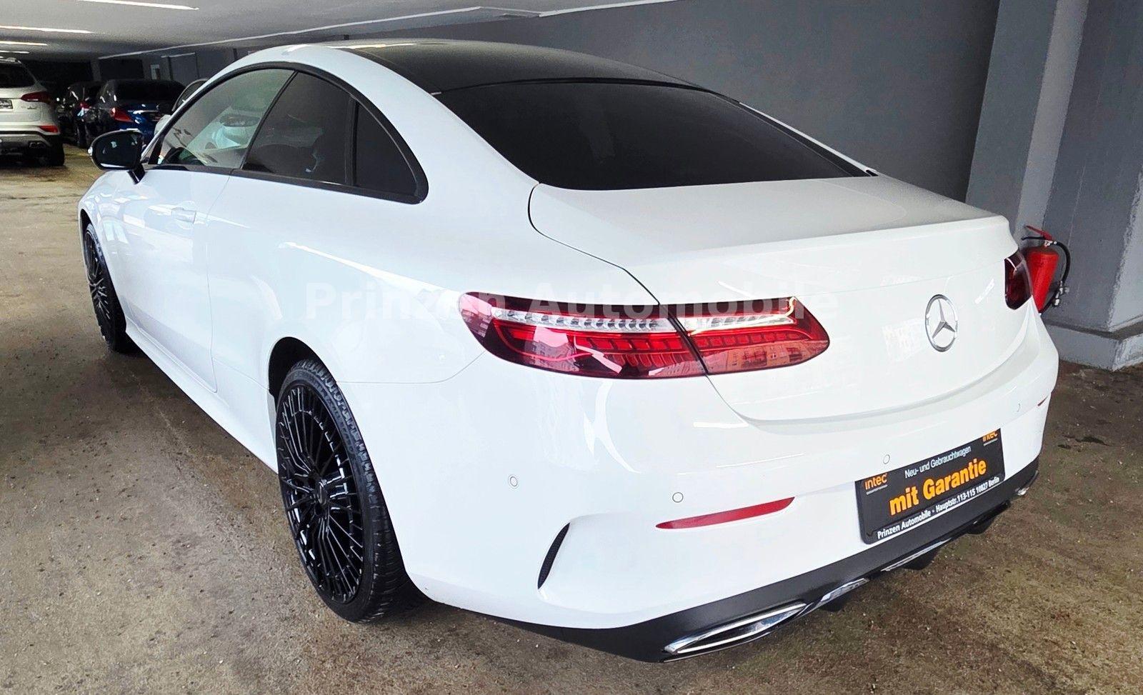 Mercedes-Benz E 220 d Coupe 4Matic AMG *NIGHT*PANO*AMBIENTE*