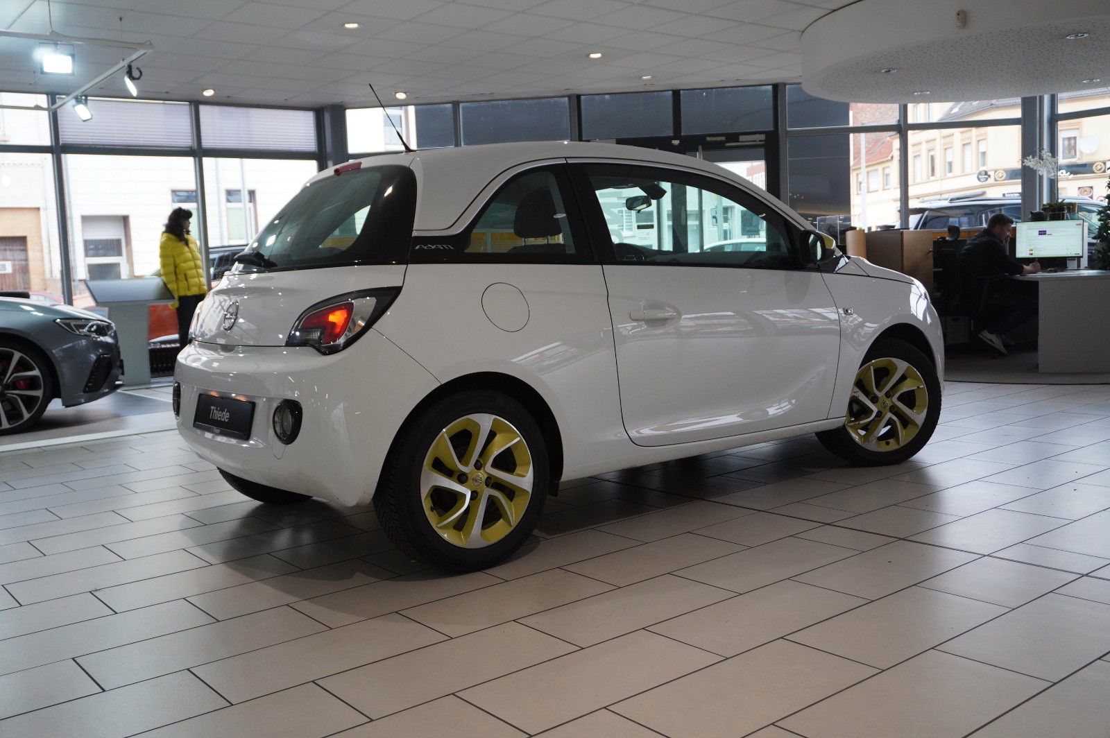 Fahrzeugabbildung Opel Adam 1.2 JAM KLIMA/SPORT/TEMP./USB/CITY/TOUCH