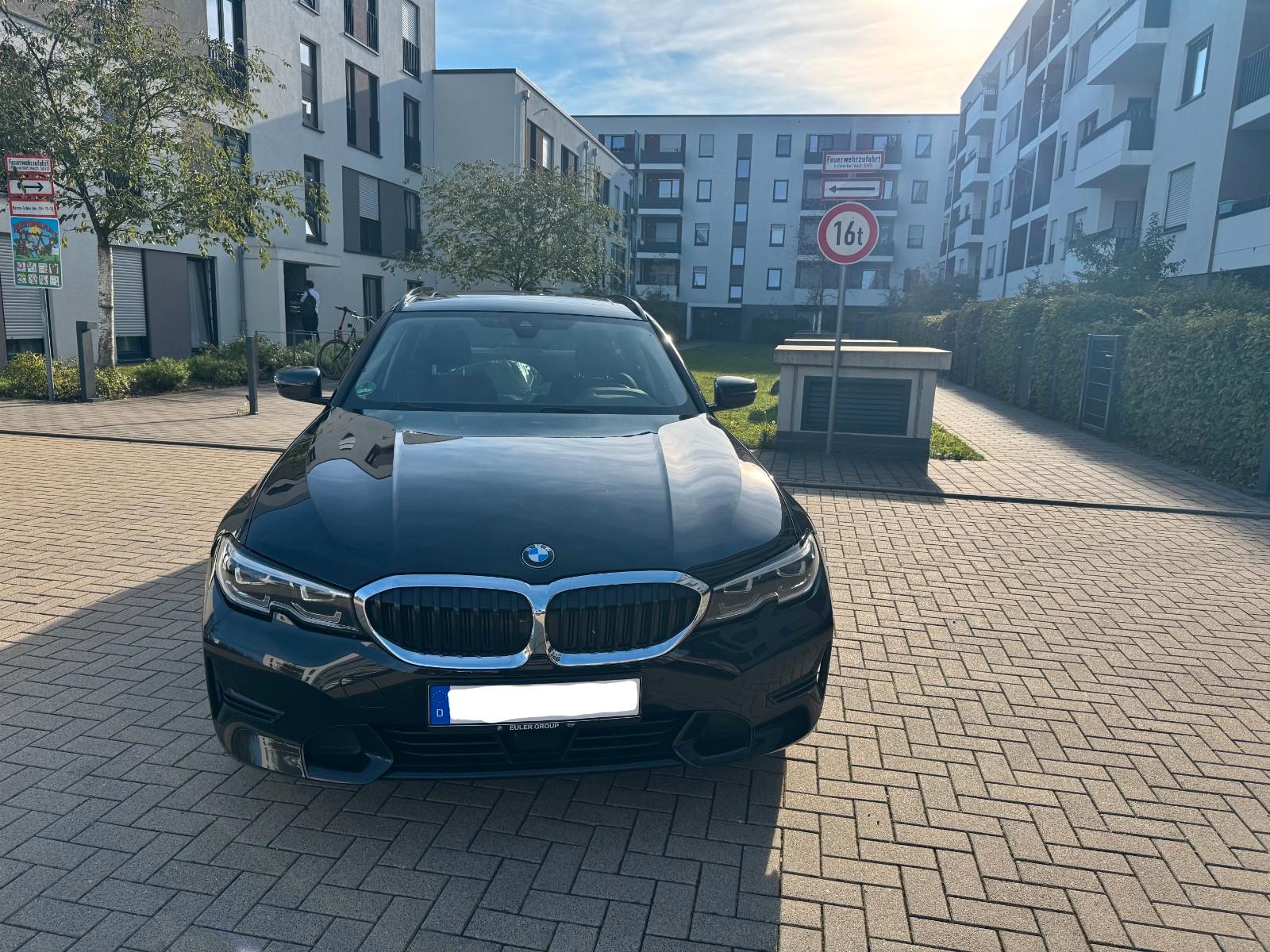 BMW 320d Touring Sport Line Automatik Sport Line