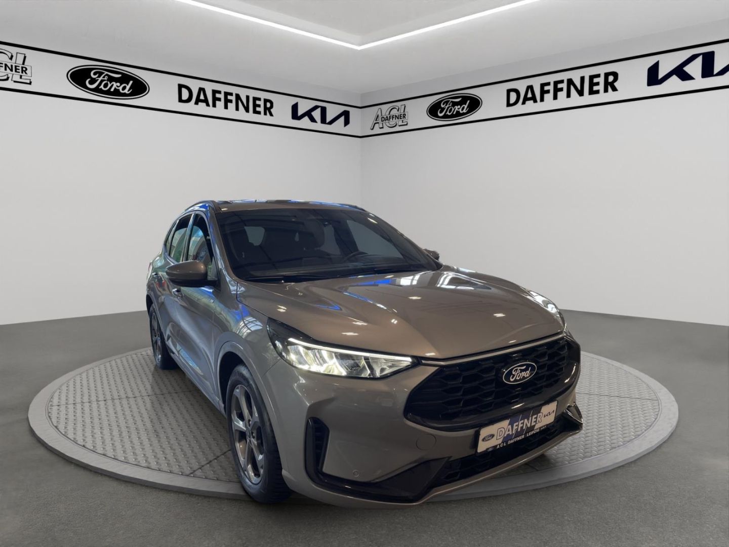 Fahrzeugabbildung Ford Kuga Hybrid ST-Line WINTERPAKET Navi LED Tempoma