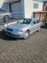 Opel Vectra 1.6 16V Edition 100 Edition 100 - gebrauchte Opel Vectra aus dem Jahr 1999