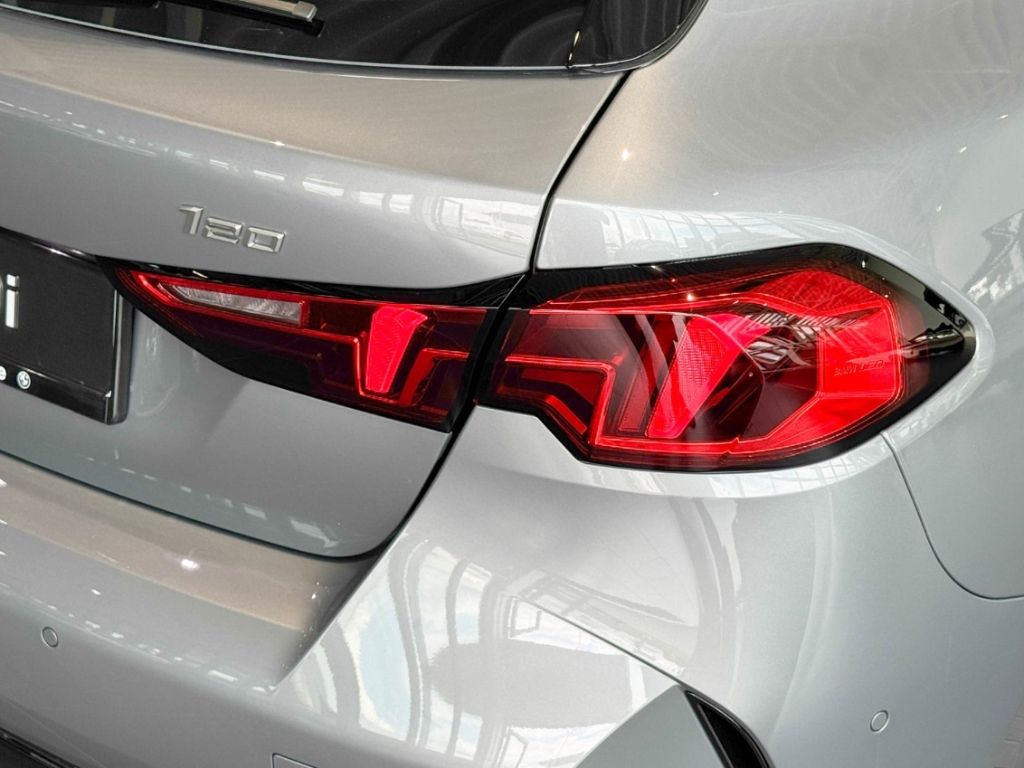 BMW 120 - Bild 7
