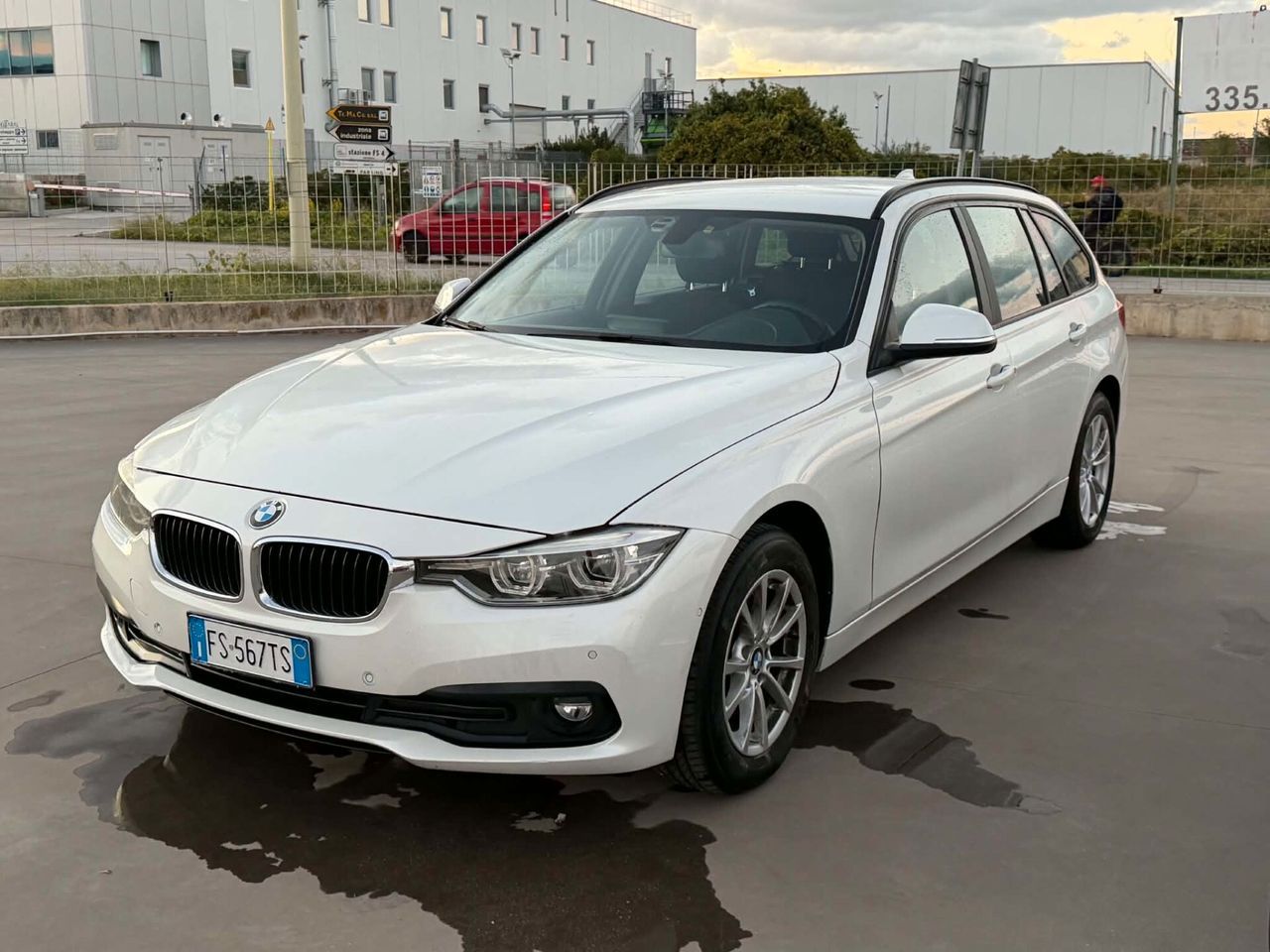 2018 BMW 318