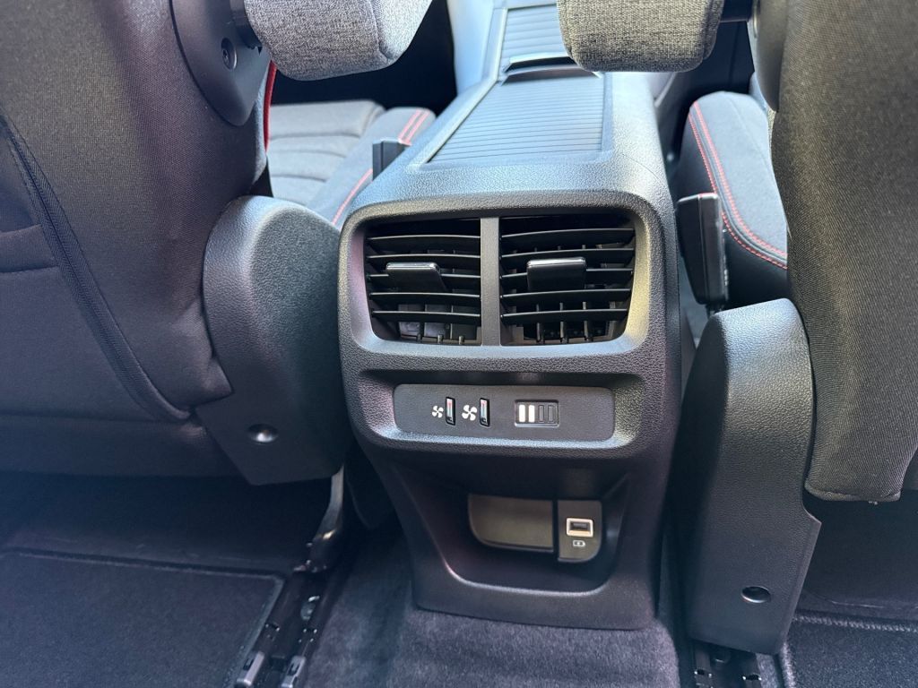 Fahrzeugabbildung Citroën Berlingo M BlueHDi 130 EAT8 MAX