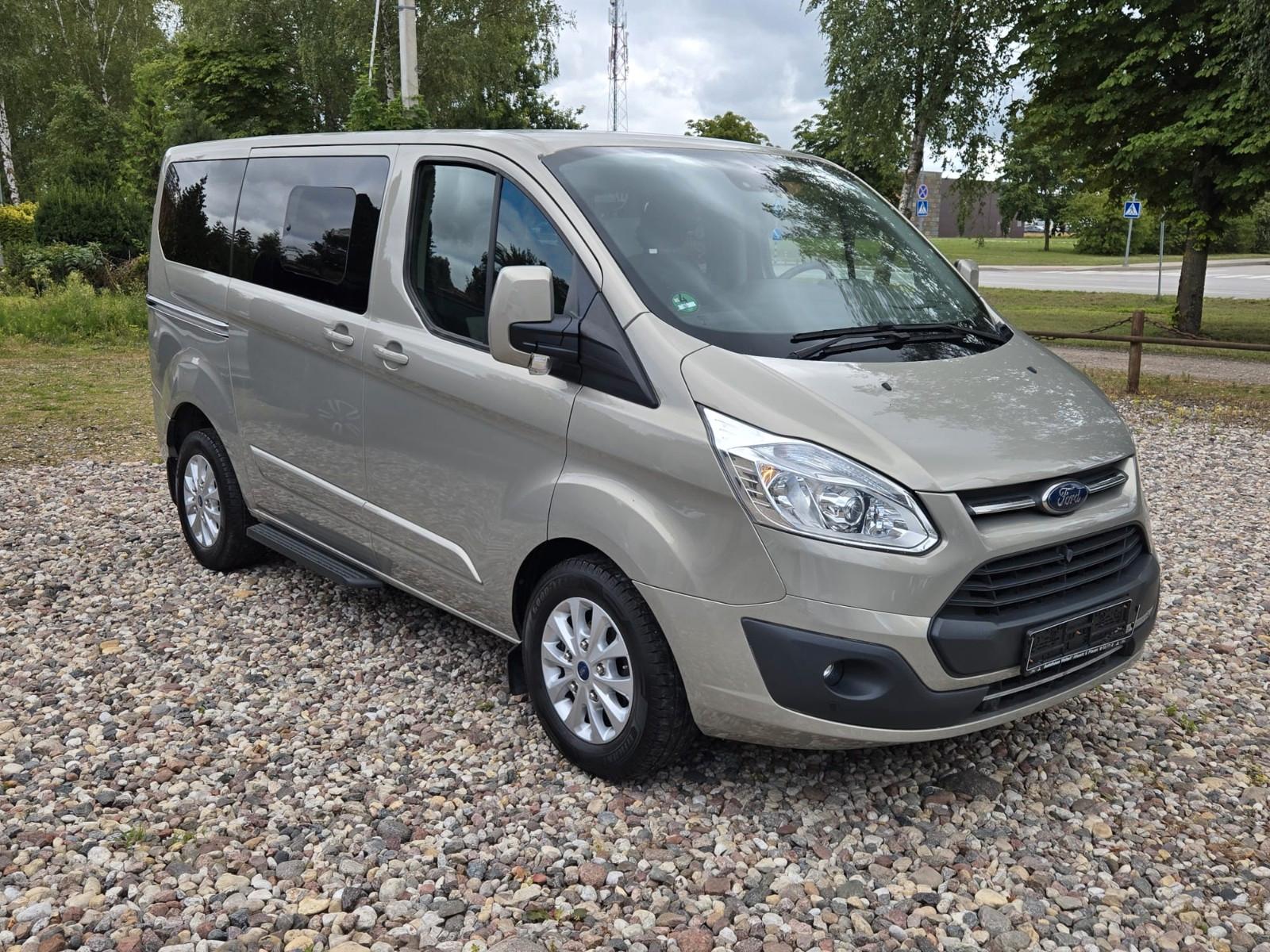 Ford Tourneo Custom Titanium