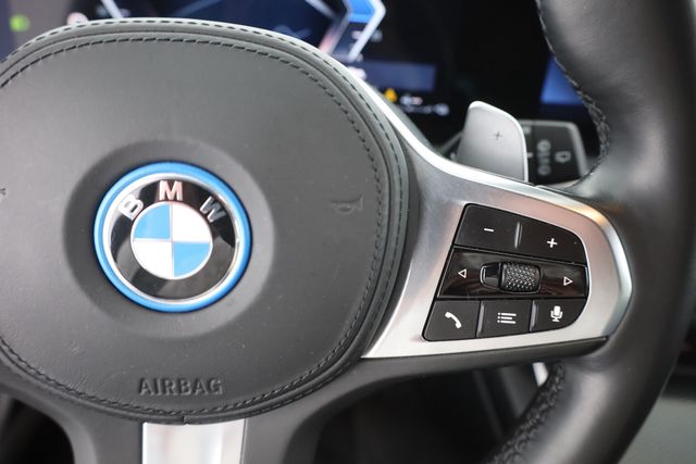 BMW 330, 2022 — 18