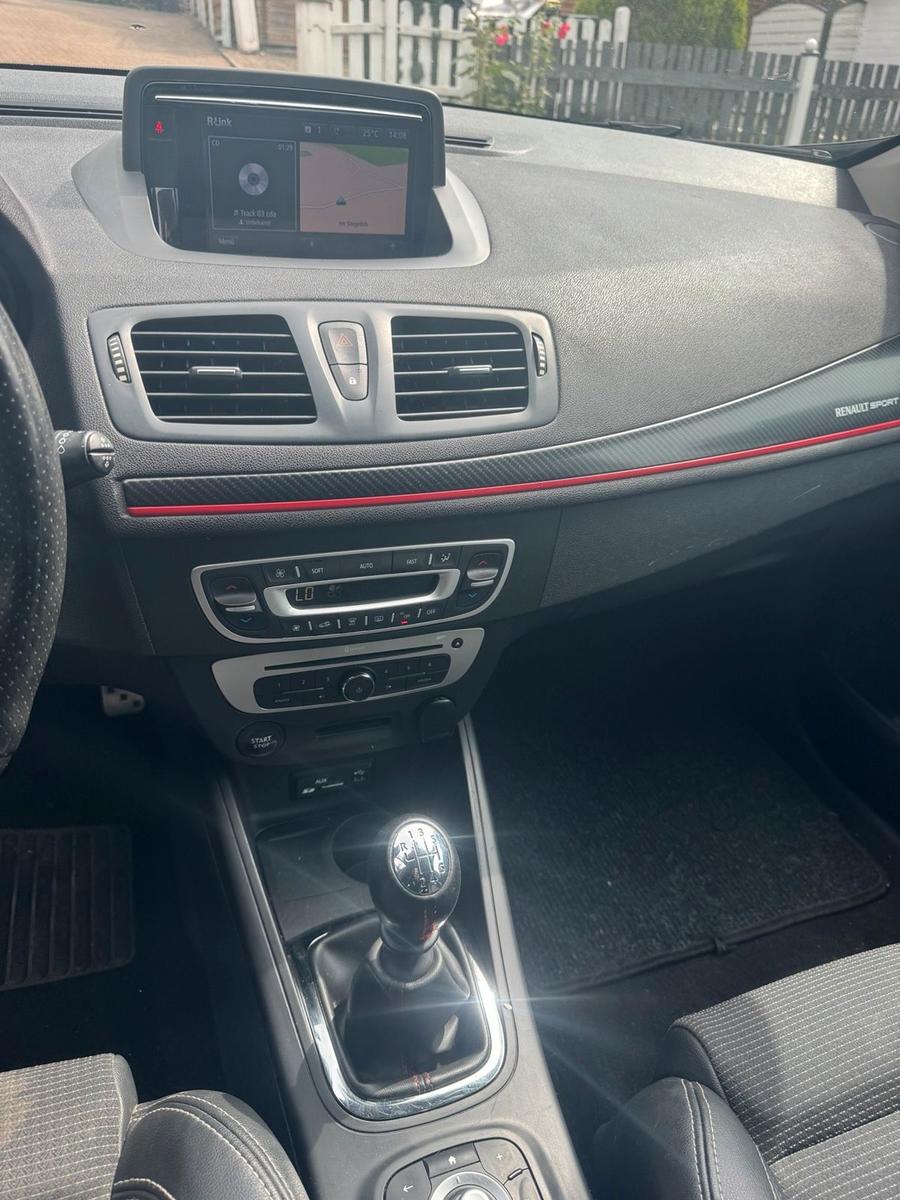 Renault Megane 2015 — photo 6