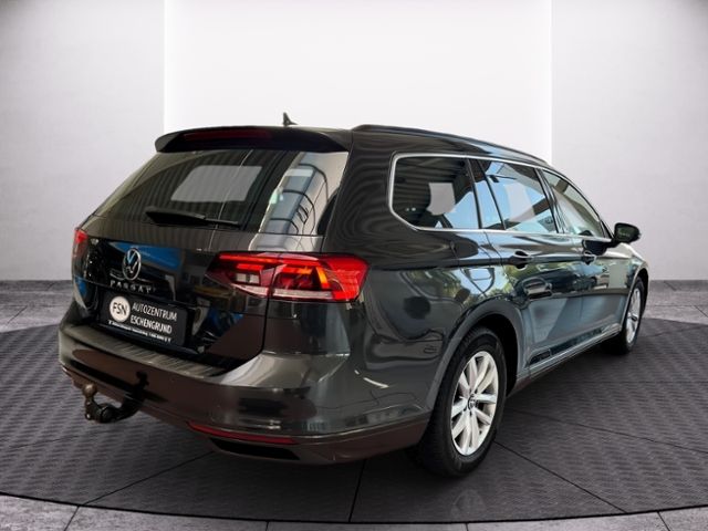 Fahrzeugabbildung Volkswagen Passat Variant 1.5 TSI DSG BUSINESS NAV AHK GJR