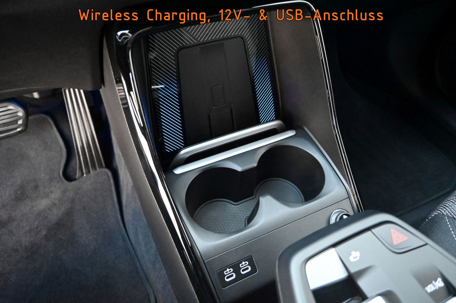 Fahrzeugabbildung BMW 223i xDr. Active Tourer °AHK°HEAD-UP°MEMORY°360°