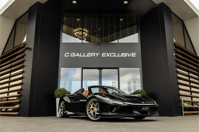 Ferrari F8 Spider 3.9 V8 HELE - Nero Daytona | Passenger
