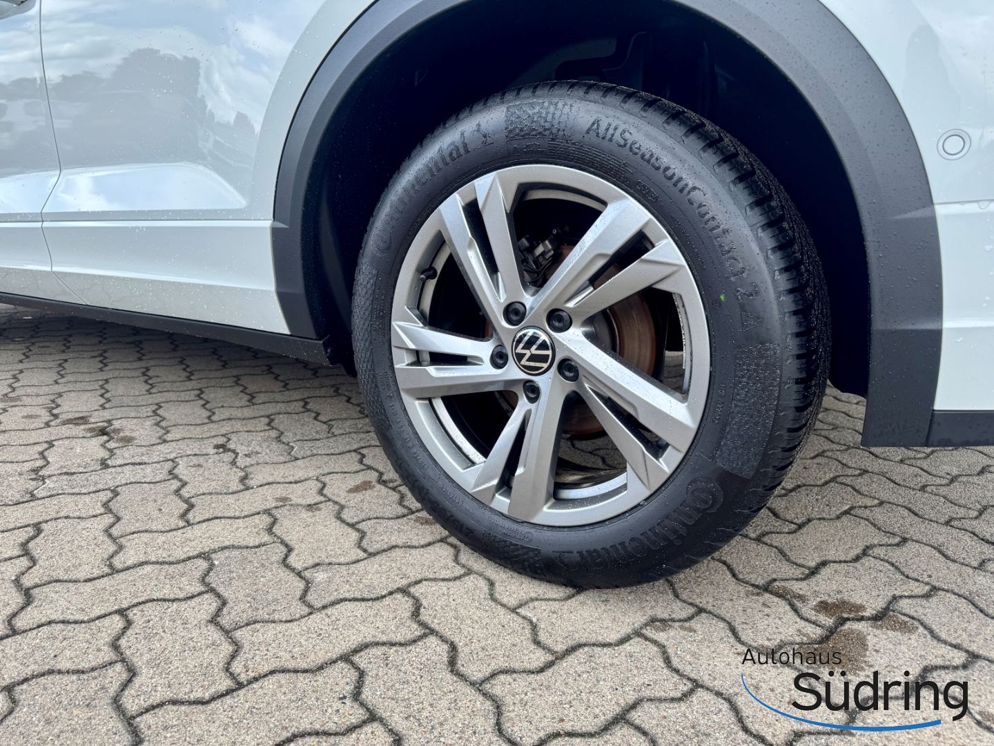 T-Roc 1,5 TSI R-Line DSG AHK Navi AppConnect