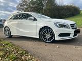 Mercedes-Benz A 180 AMG Line AMG Line - Mercedes-Benz A 180 mit Benzin-Antrieb: Leder, Limousine