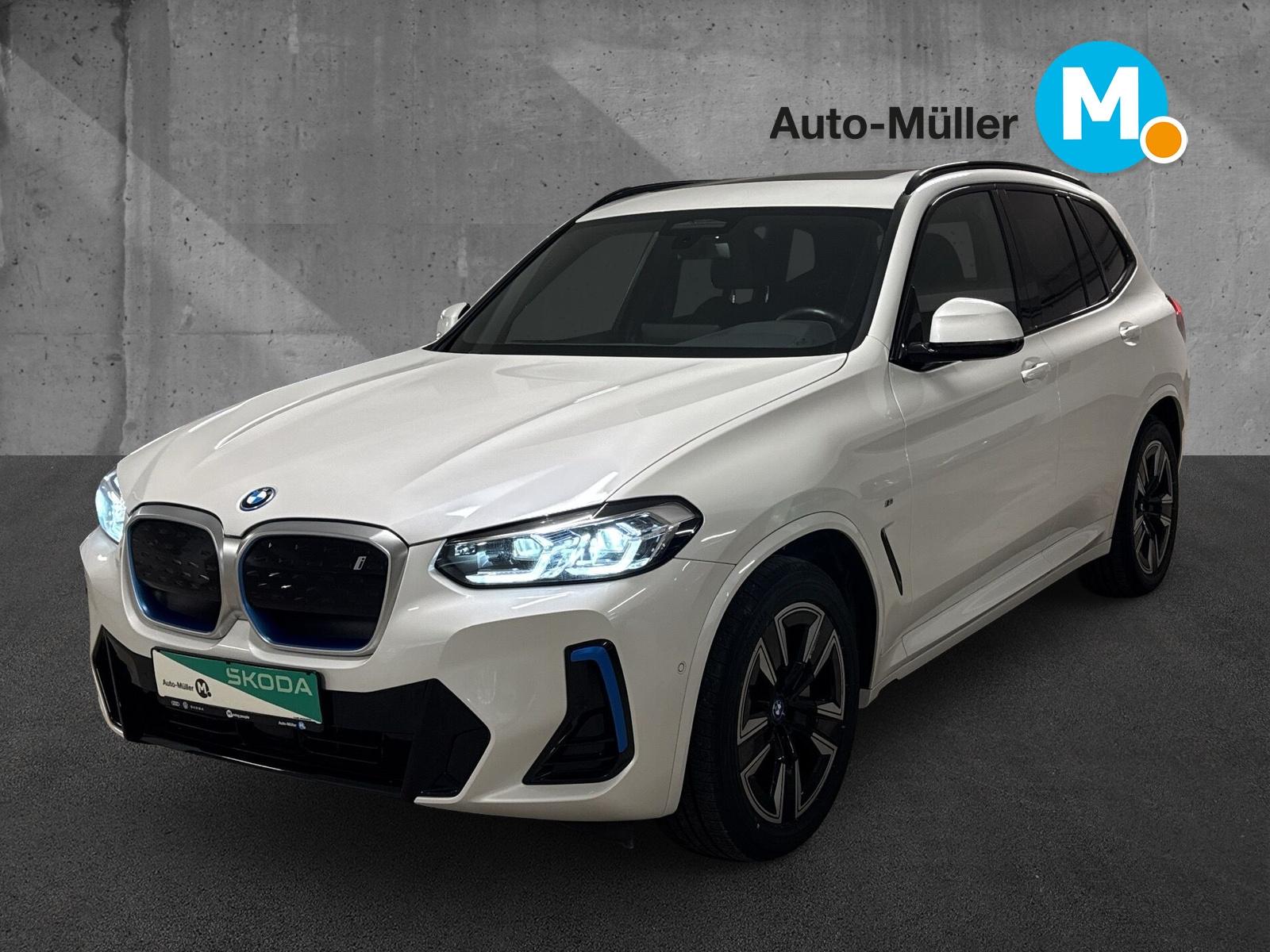 BMW iX3 M-Paket *LED*PANO*19"*LEDER