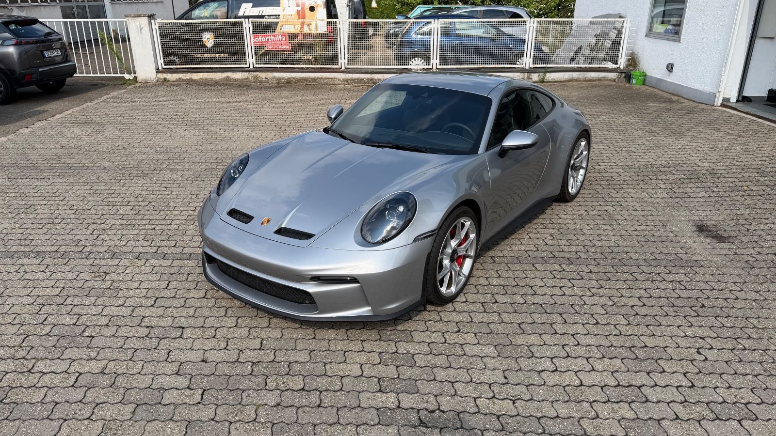 Porsche 992 GT3 Touring Schalensitz 4