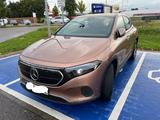Mercedes-Benz EQA 250 roségold metallic - Mercedes-Benz EQA: Von Privat