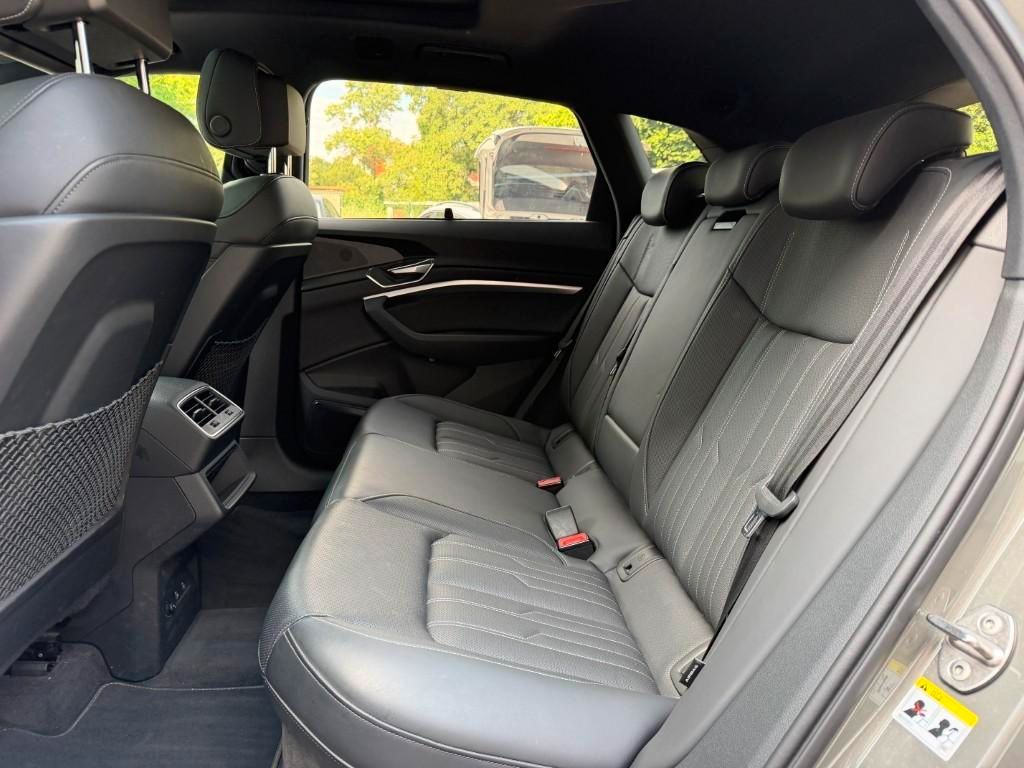 Audi Q8 e-tron - Bild 8