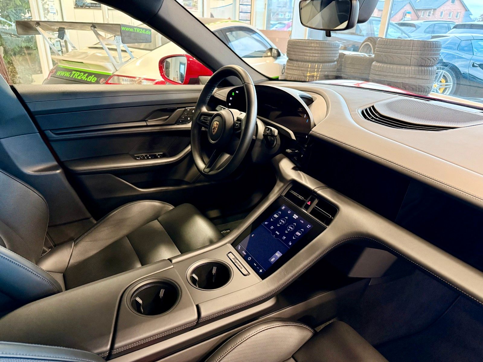 Fahrzeugabbildung Porsche Taycan ACC/BOSE/21Zoll/Klimasitze/APPROVED